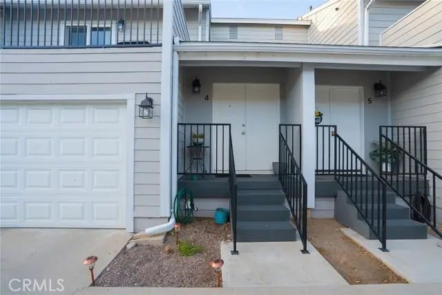 2104 Raymond  #4, Altadena, CA 91001 - #1