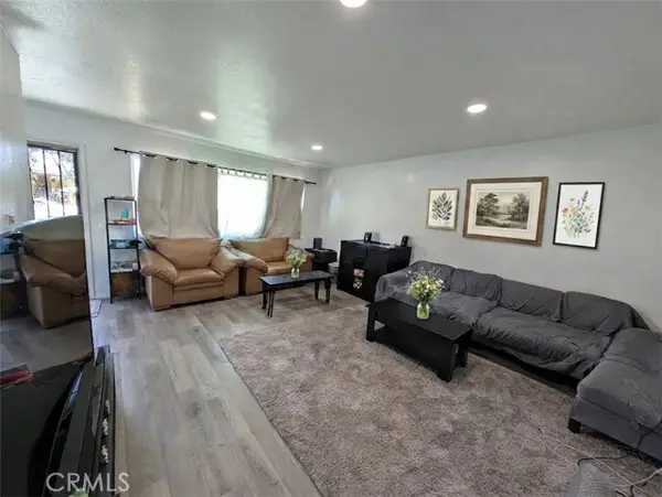 408 Jackson Street, Santa Ana, CA 92703