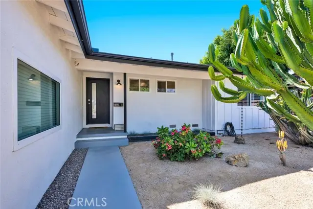 325 Russell Avenue, Fullerton, CA 92833 - #2