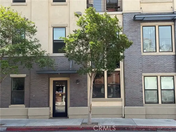 190 3rd Street, Santa Ana, CA 92701