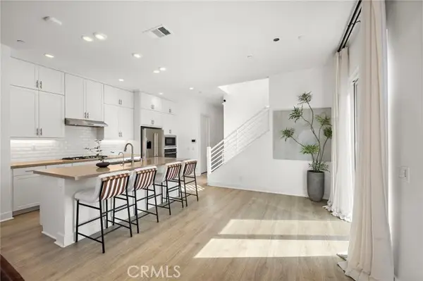 253 Novel, Irvine, CA 92618