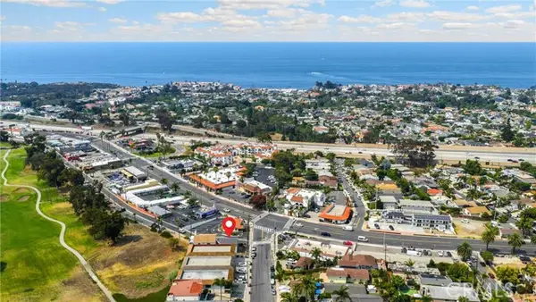 102 Avenida San Gabriel, San Clemente, CA 92672