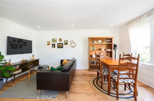 451 10th, Long Beach, CA 90813 - #2