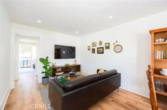 451 10th, Long Beach, CA 90813 - #3