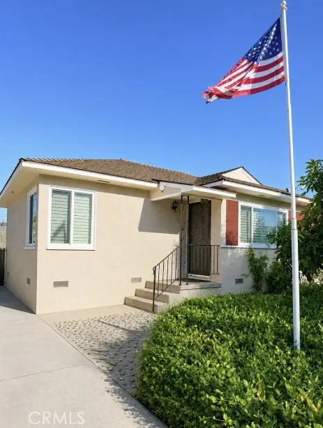 4538 Adenmoor Avenue, Lakewood, CA 90713