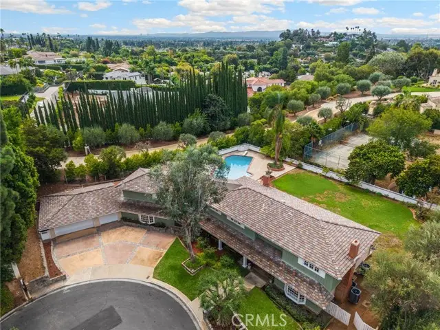 1612 Wyndham Court, Santa Ana, CA 92705 - #2