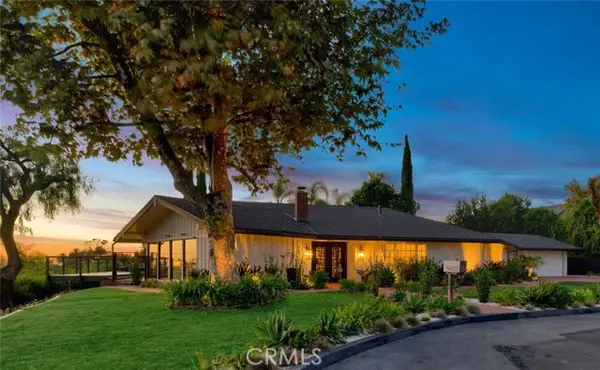 19422 Holiday Lane, Santa Ana, CA 92705