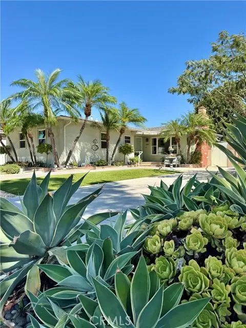 2019 Valencia, Santa Ana, CA 92706 - #1
