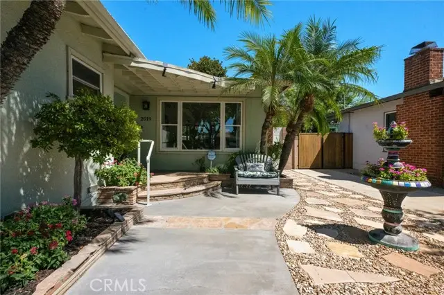 2019 Valencia, Santa Ana, CA 92706 - #3