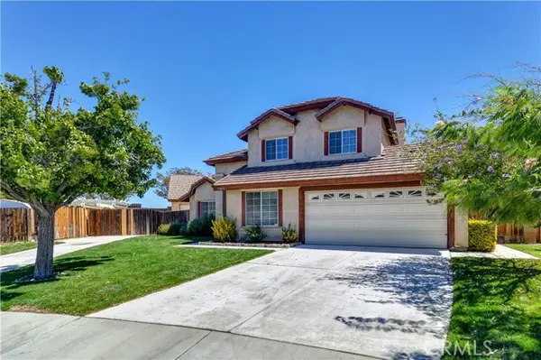 38016 Ranier, Palmdale, CA 93552