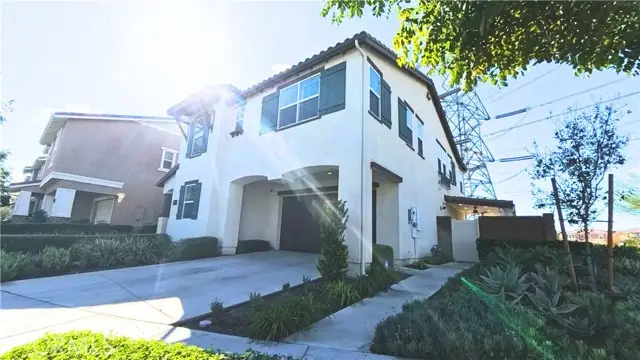 6035 Rio Bravo, Corona, CA 92880 - #3
