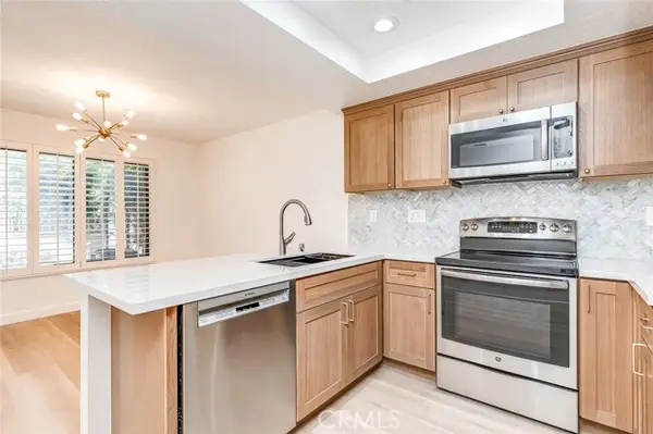 933 Creekside Drive  #126, Fullerton, CA 92833