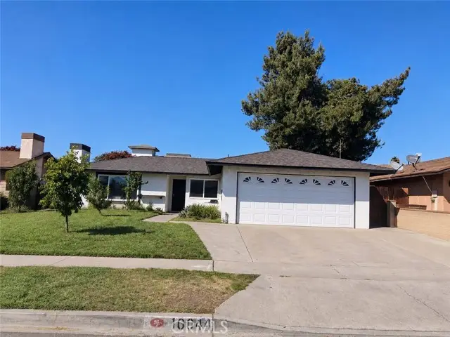 16044 Hawthorne, Fontana, CA 92335 - #1