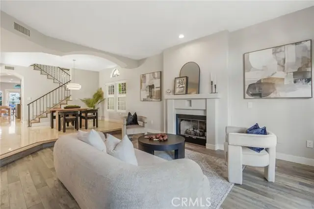 4040 6th, Long Beach, CA 90814 - #2