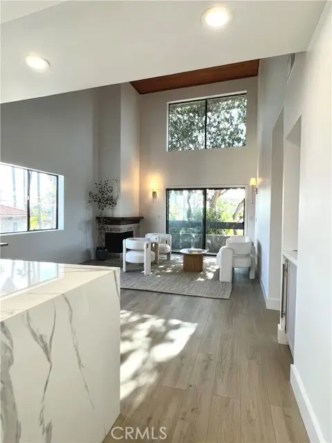 3988 Beethoven Street  #7, Los Angeles, CA 90066