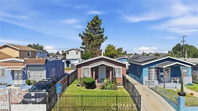 201 111th Place, Los Angeles, CA 90061 - #1