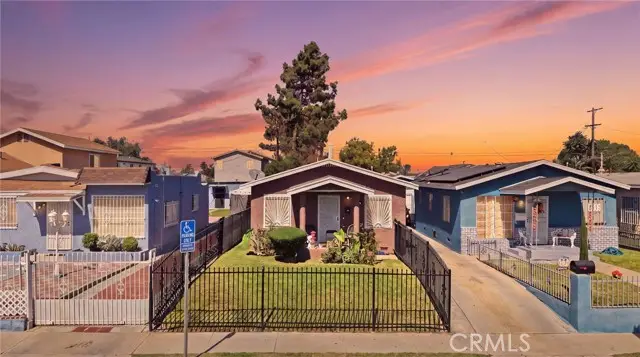 201 111th Place, Los Angeles, CA 90061 - #2