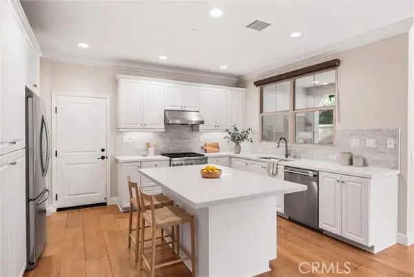 83 Henson, Irvine, CA 92620
