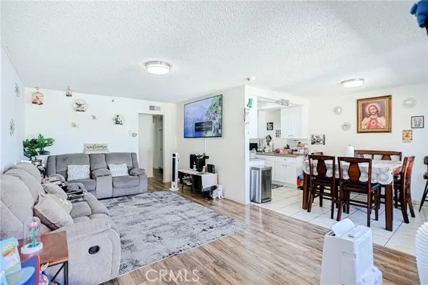 1400 Warner, Santa Ana, CA 92704