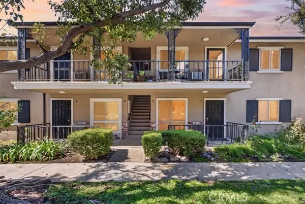 660 Glassell  #12, Orange, CA 92866