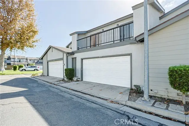 833 Amberwood, Santa Ana, CA 92703 - #2