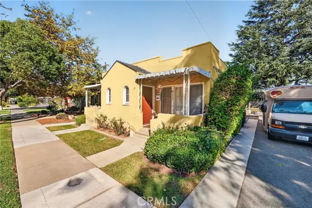 413 Center, Orange, CA 92866 - #3