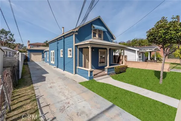 1887 Saint Louis Avenue, Signal Hill, CA 90755