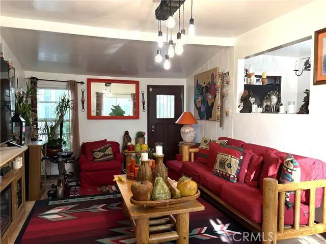 10914 Osage Avenue, Inglewood, CA 90304 - Image #2