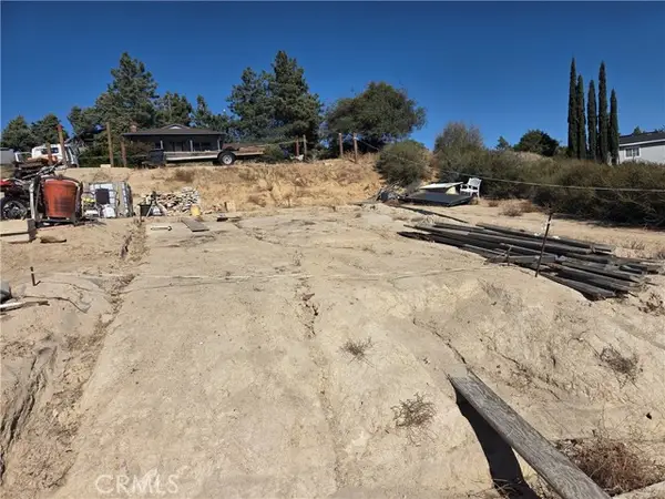 17422 Deerbank Dr/Vic Montello, Lake Hughes, CA 93532