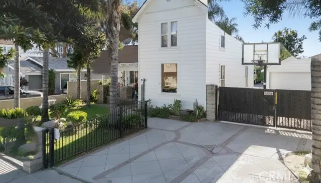 8110 3rd, Downey, CA 90241 - #2