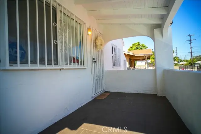 332 79th Street, Los Angeles, CA 90003 - Image #2