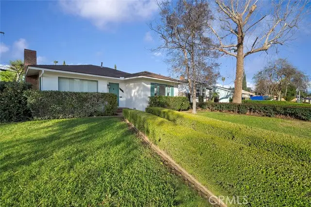 4693 Central, Riverside, CA 92506 - #2