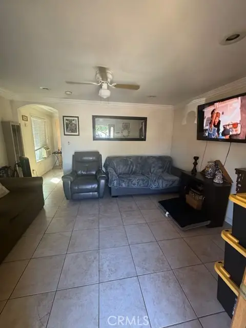 223 Kern, Los Angeles, CA 90022 - #3