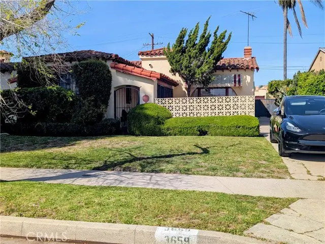 3659 63rd, Los Angeles, CA 90043 - #3