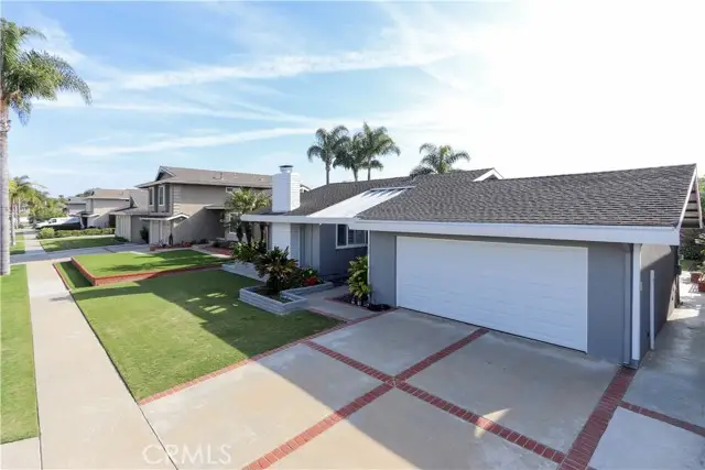 17332 Almelo Lane, Huntington Beach, CA 92649 - #2
