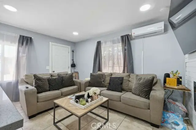 603 Hill, Bakersfield, CA 93306 - #3