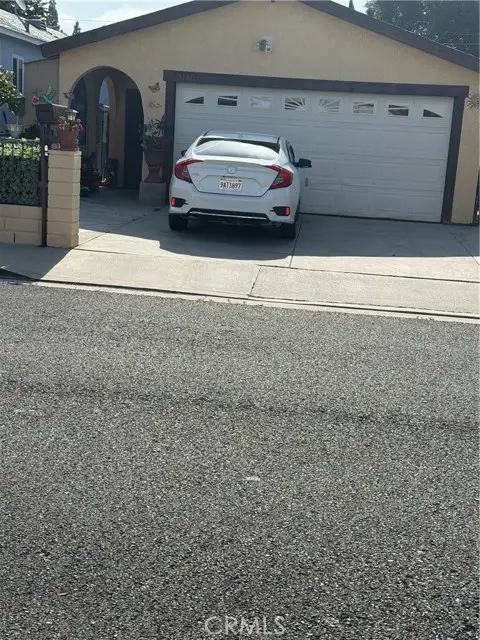 15120 Bellota Ave, Paramount, CA 90723