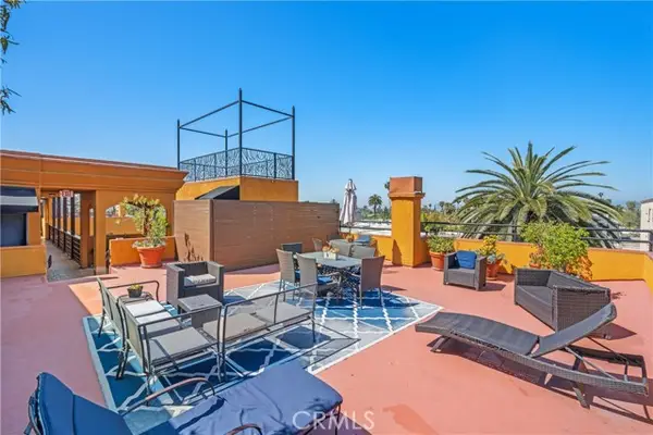 828 Hudson Avenue  #106, Los Angeles, CA 90038