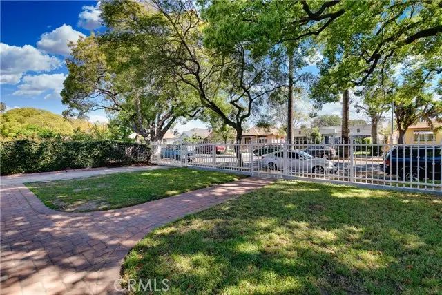2947 Hobart, Los Angeles, CA 90018 - #3