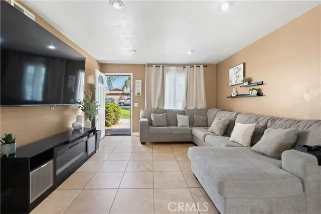 16289 Ramona, Fontana, CA 92336 - #3