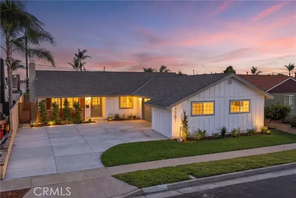 17781 Flintstone Lane, Huntington Beach, CA 92647