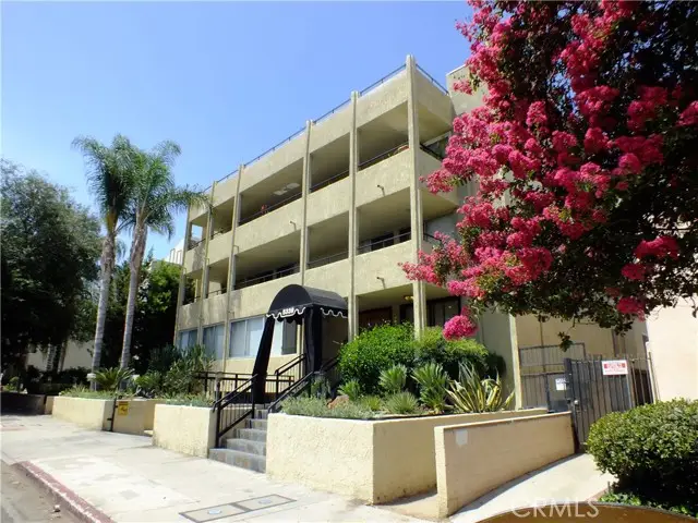 5339 Newcastle Avenue  #103, Encino, CA 91316 - #1