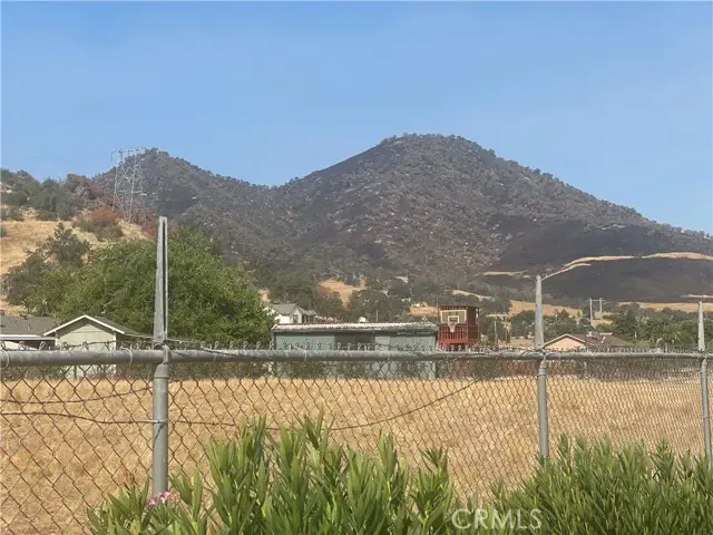 6009 Elwood Road, Sanger, CA 93657 - #3