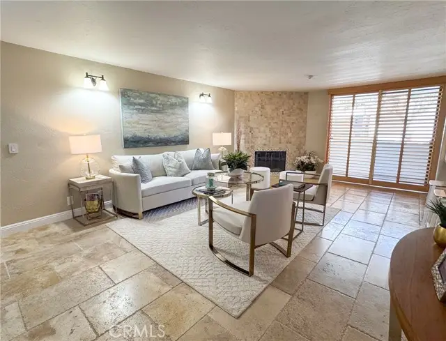 575 Esplanade  #102, Redondo Beach, CA 90277 - Image #2