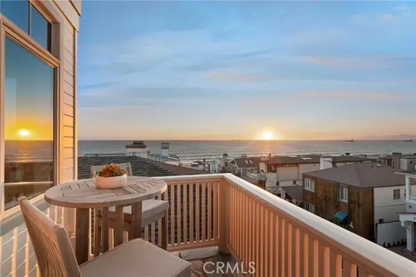 220 20th Street, Manhattan Beach, CA 90266