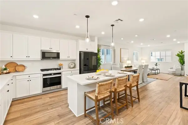 27644 Grandview Way, San Pedro, CA 90732