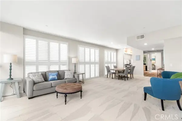 1927 Glendon  #301, Los Angeles, CA 90025