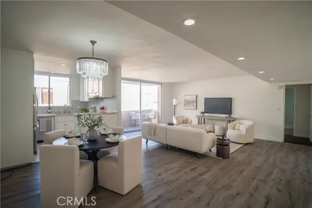 5429 Newcastle, Encino, CA 91316 - Image #3