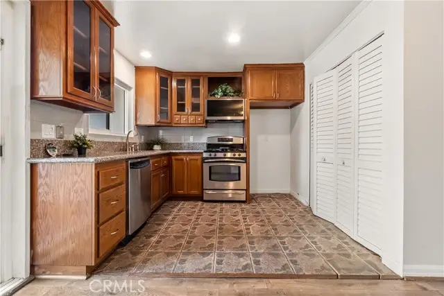 23550 Western Ave.  #B, Harbor City, CA 90710 - Image #3