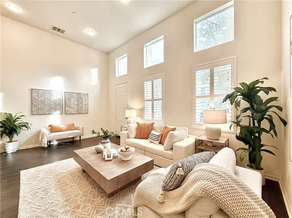 5547 Strand  #103, Hawthorne, CA 90250